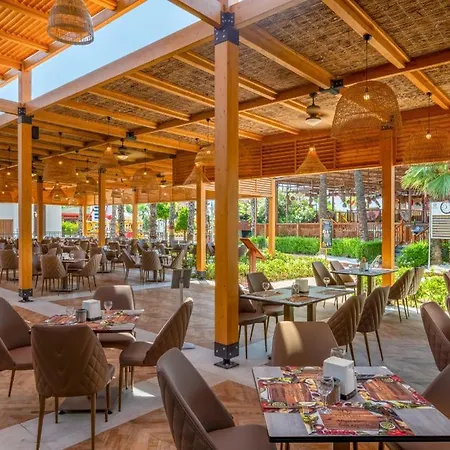 Feriested Delphin Diva Premiere Antalya