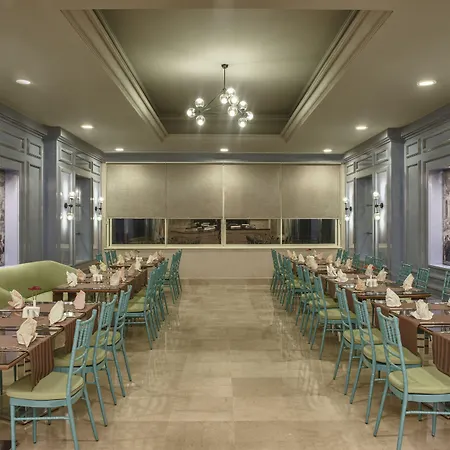 Resort Delphin Diva Premiere